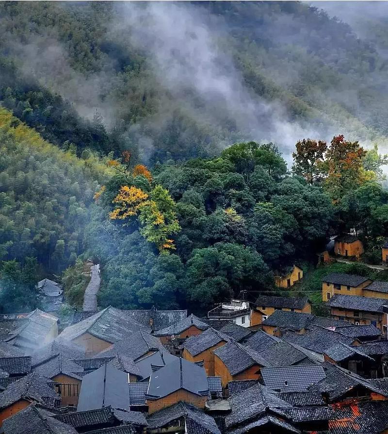 逃出诡异庄园